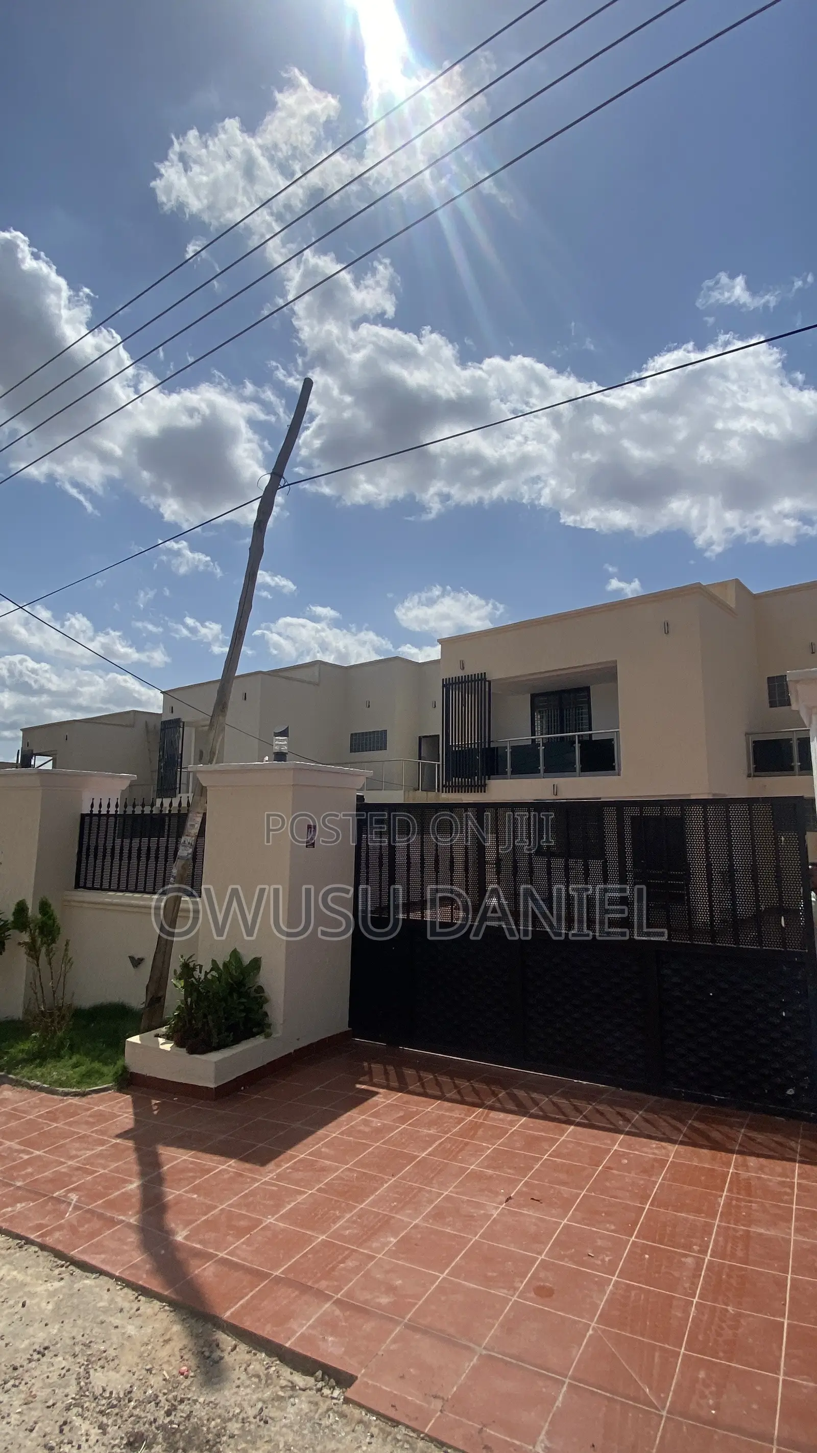 4bdrm House in Ahodwo Daban Newsite, Kumasi Metropolitan for sale
