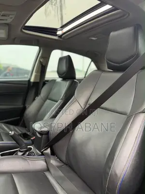Toyota Corolla XSE (1.8L 4cyl 2A) 2019 Black