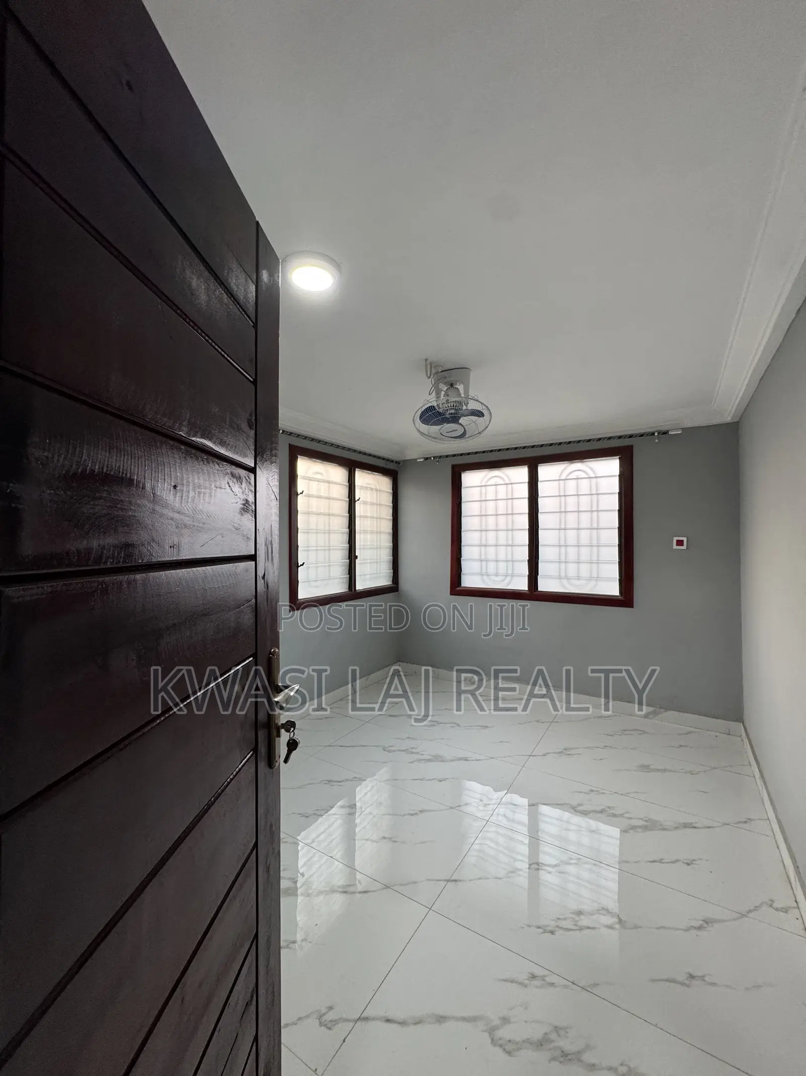 2bdrm Apartment in Old Barrier Crown, Weija for rent