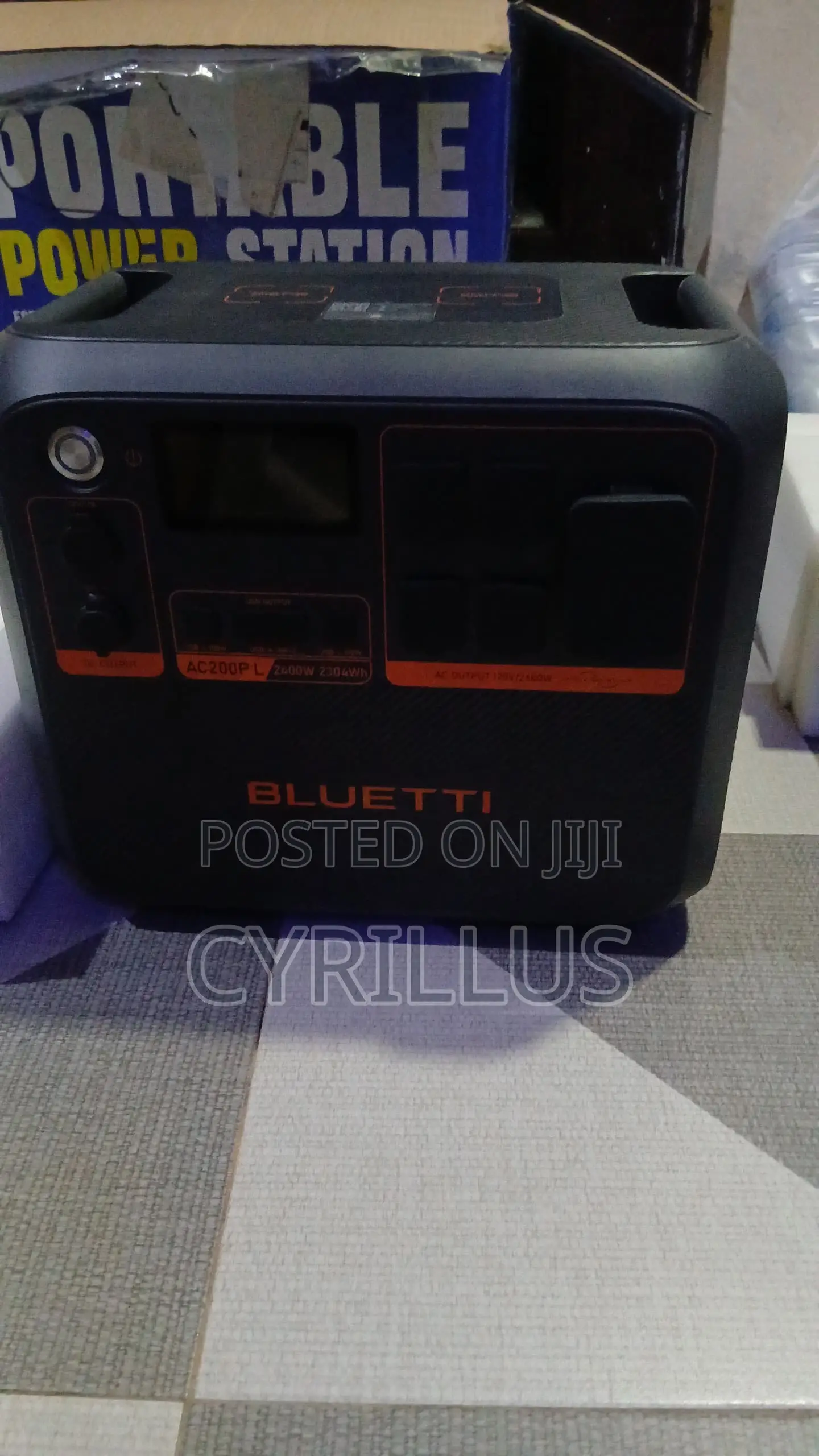 Bluetti AC200PL Portable Power Station - 2400W / 2304Wh(USA VERSION)