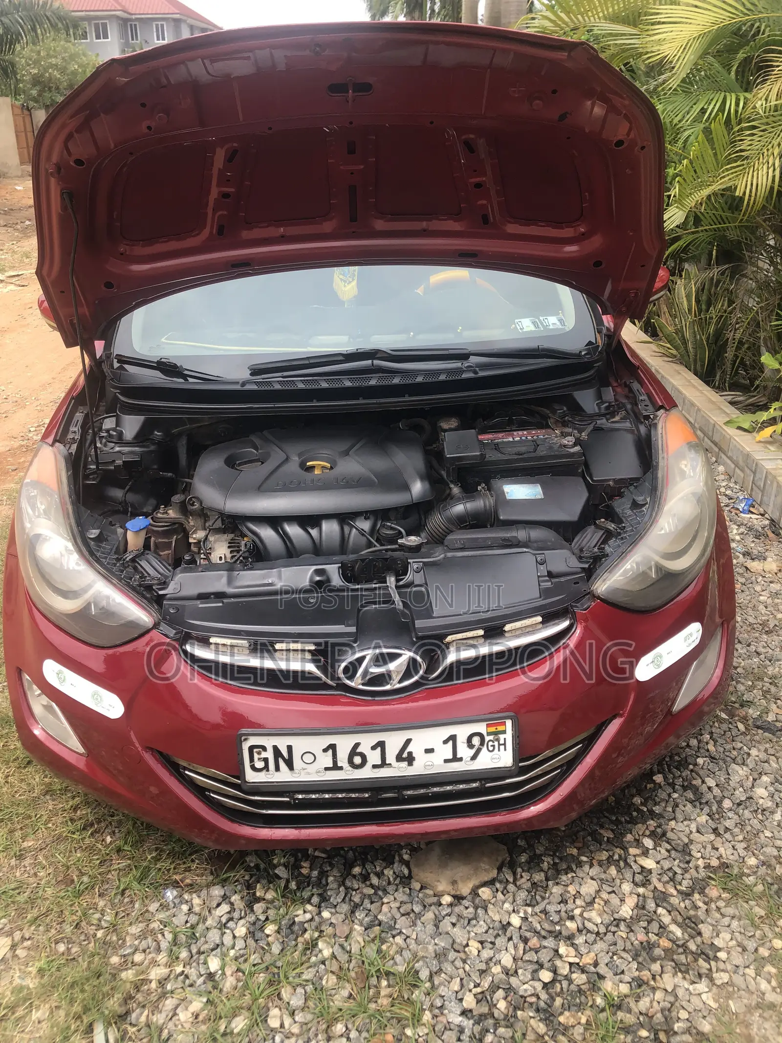 Hyundai Elantra Limited Sedan FWD (1.8L 4cyl 6A) 2013