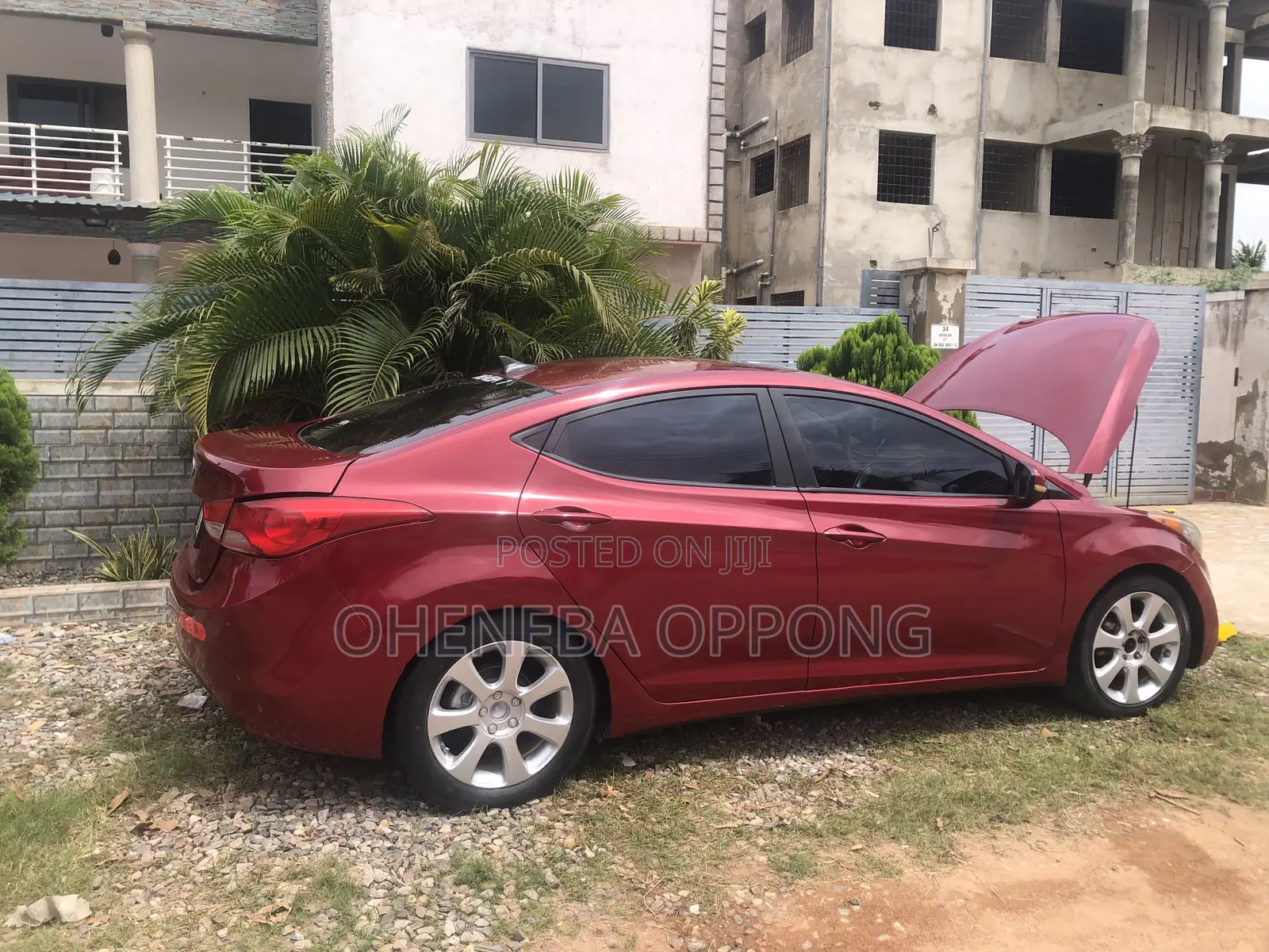 Hyundai Elantra Limited Sedan FWD (1.8L 4cyl 6A) 2013