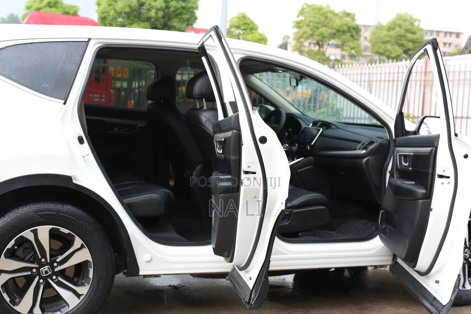 Honda CR-V 2021 White