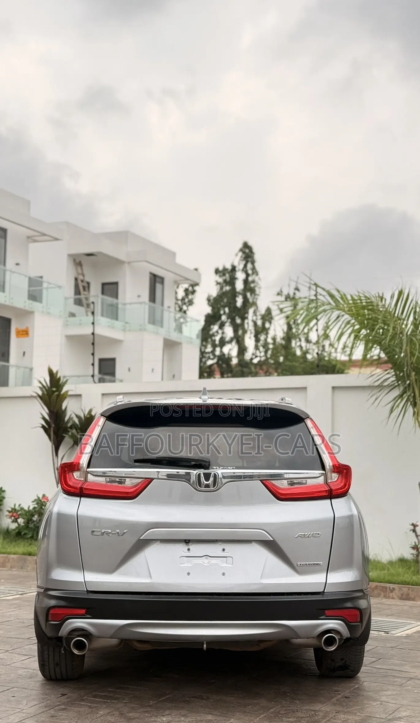 Honda CR-V Touring AWD 2018 Gray