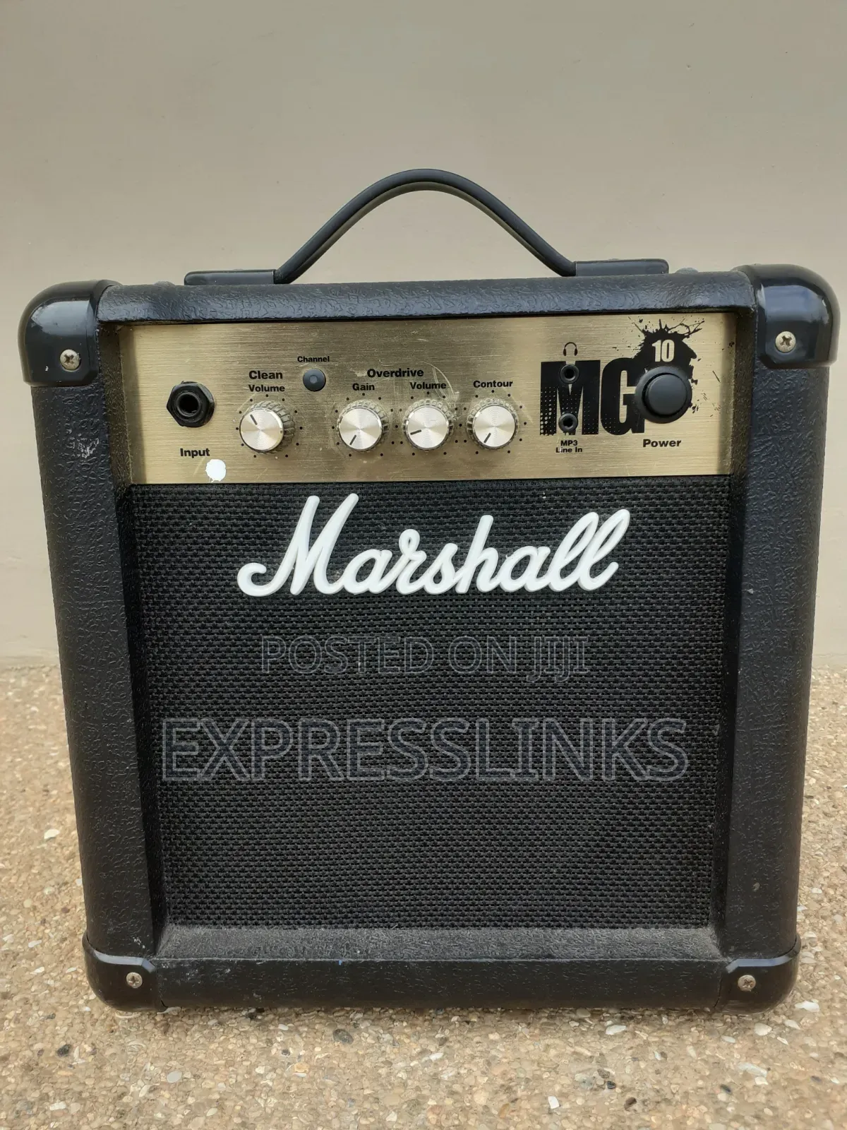 Marshall Bass Amplifier