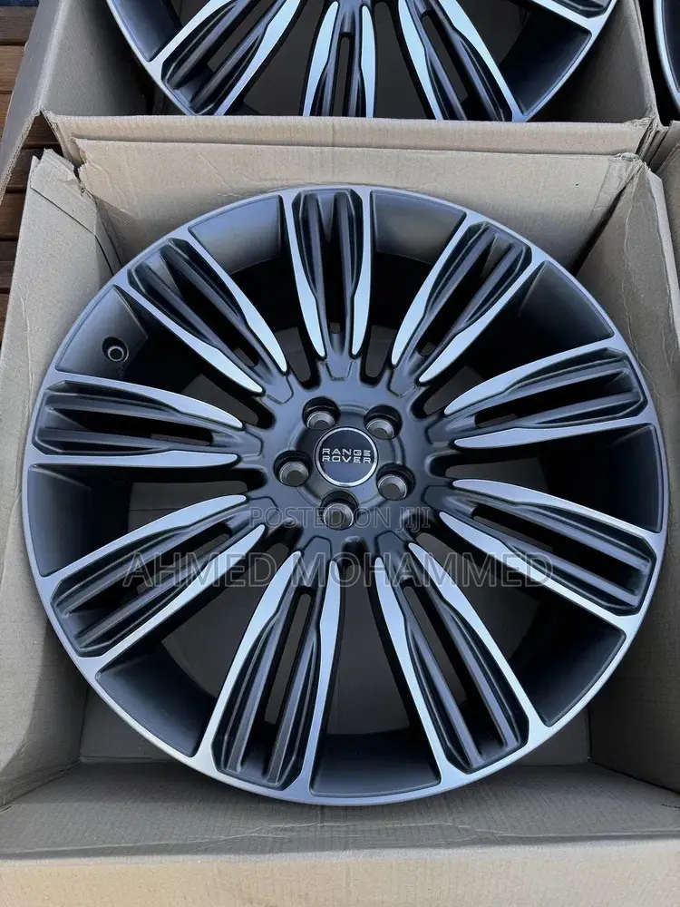 Range Rover Rim 22 (Grey)