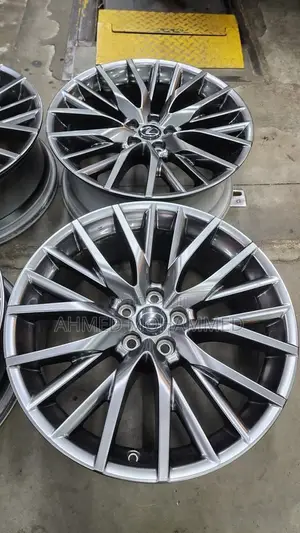 Lexus Rx350 Rim 20