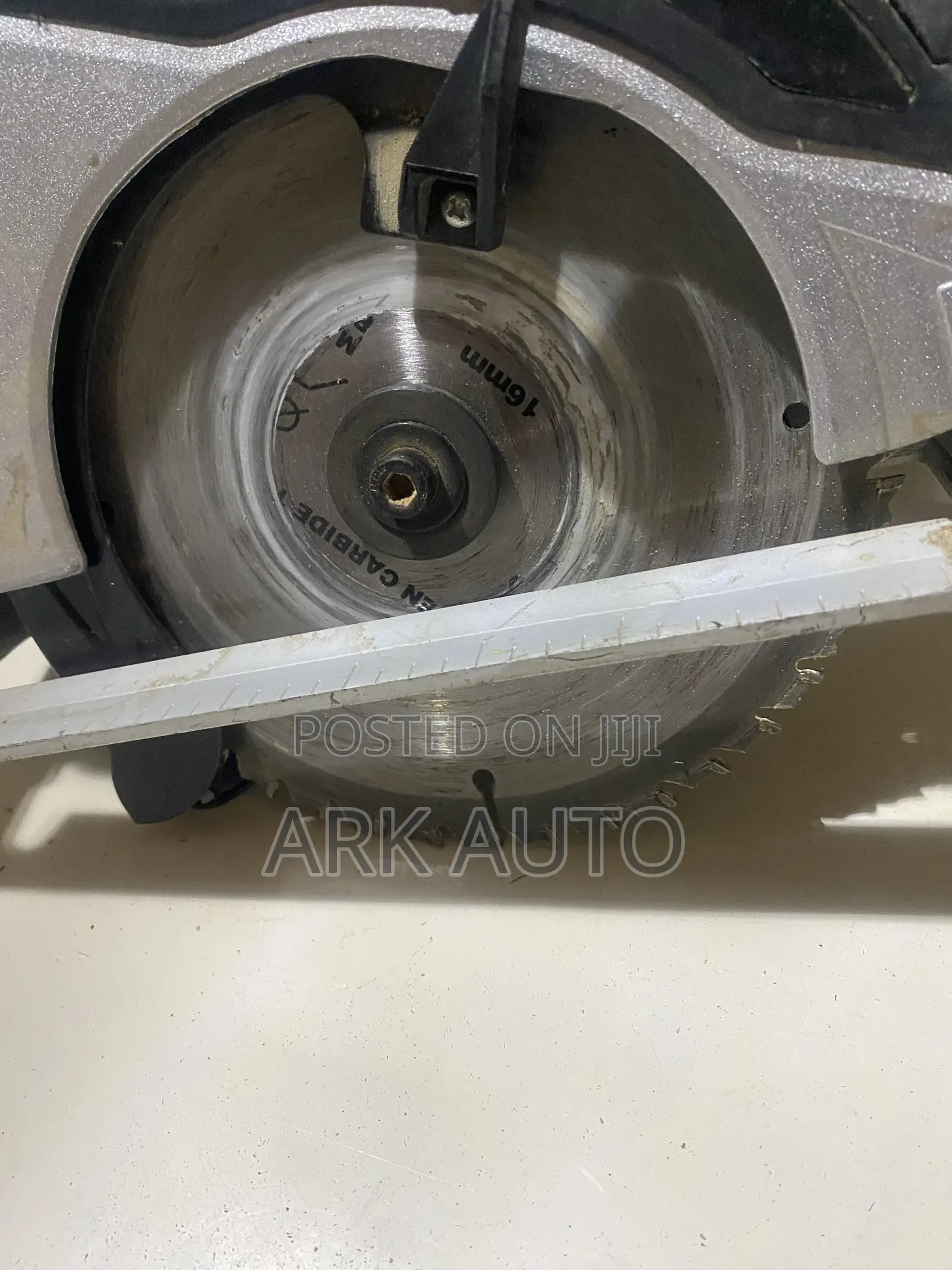 Draper 185mm Corded Electric Circular Saw (1300W) UK Used
