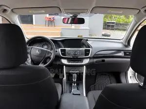 Honda Accord Sport 4dr Sedan FWD (2.4L 4cyl 2A) 2016 White