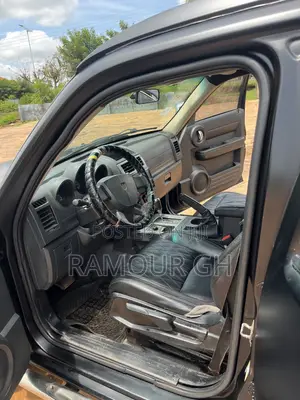 Dodge Nitro 3.7 SXT 4WD 2008 Black