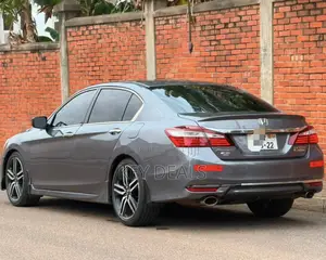 Honda Accord Sport 4dr Sedan FWD (2.4L 4cyl 2A) 2017 Gray