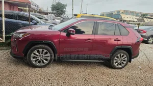 Toyota RAV4 2023 Red