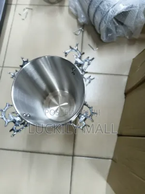 A Ice Bucket