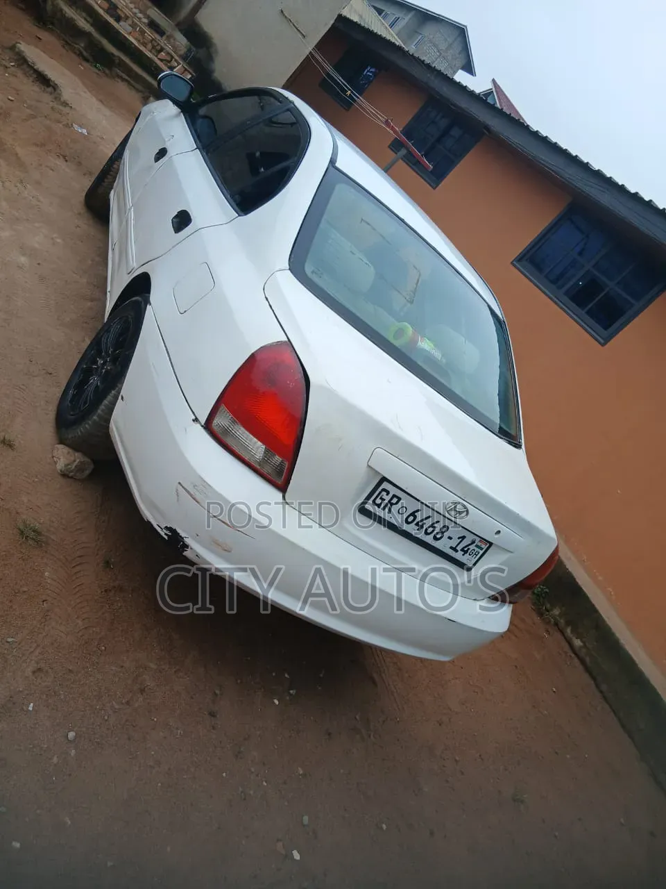 Hyundai Elantra 2008 White