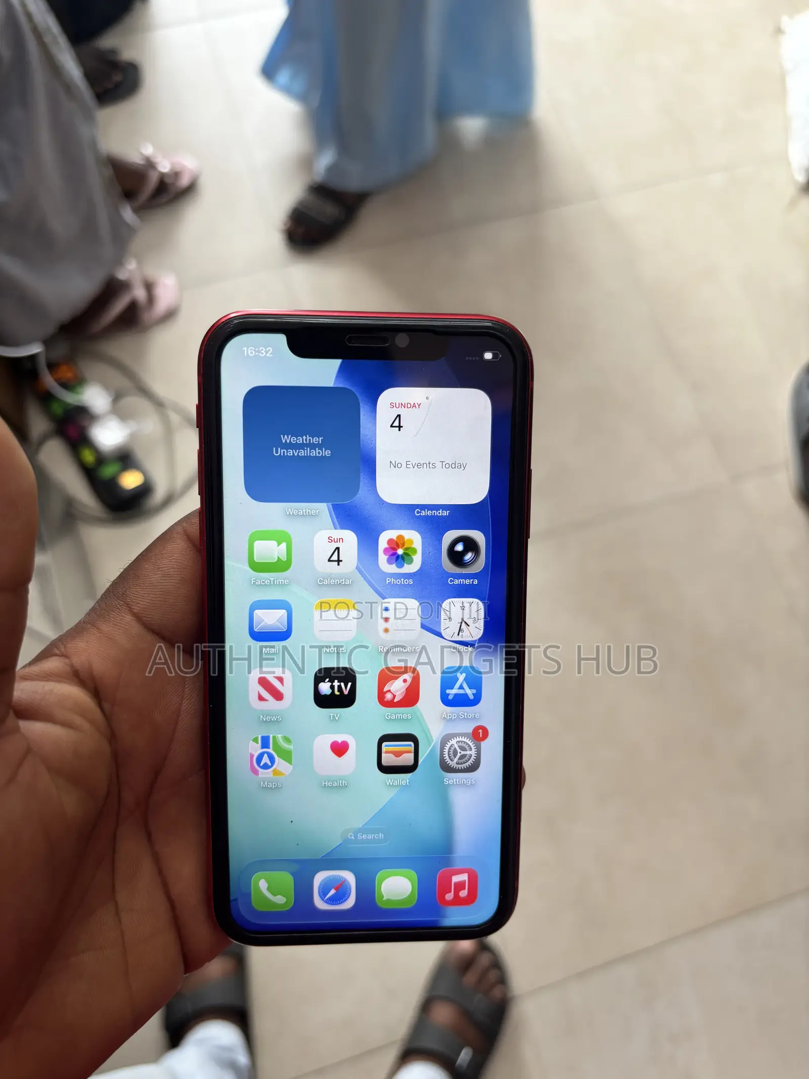 Apple iPhone 11 64 GB Red