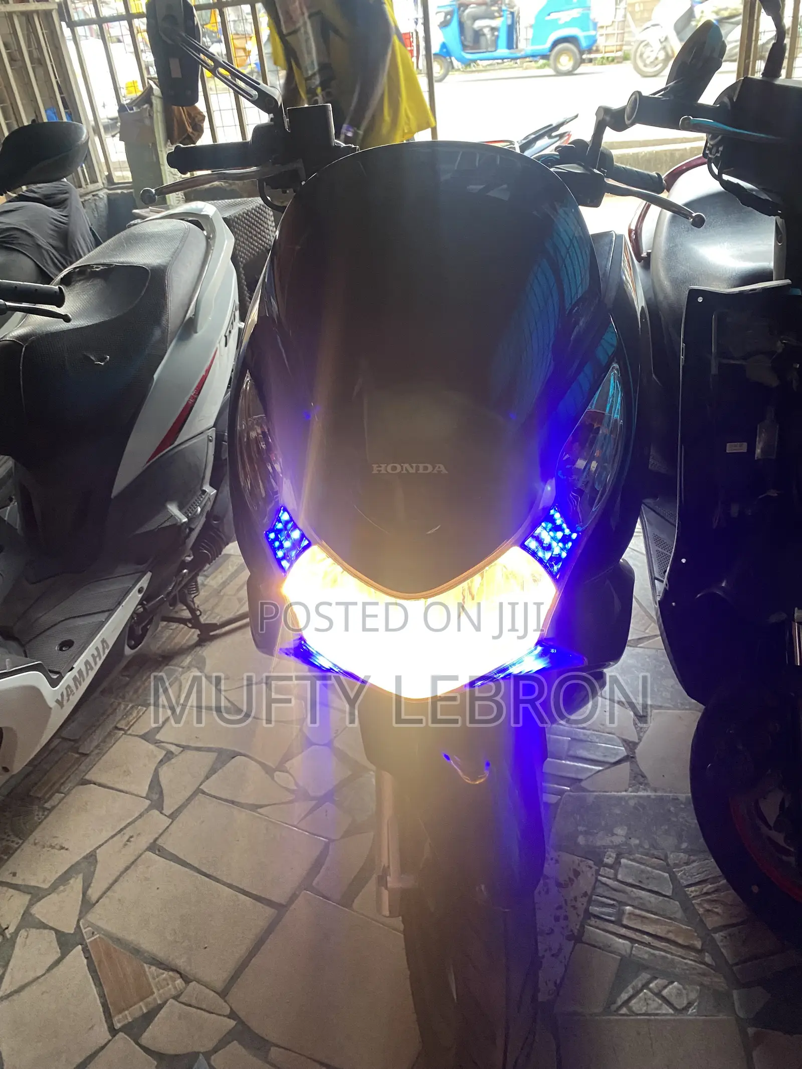 Honda 2014 Black