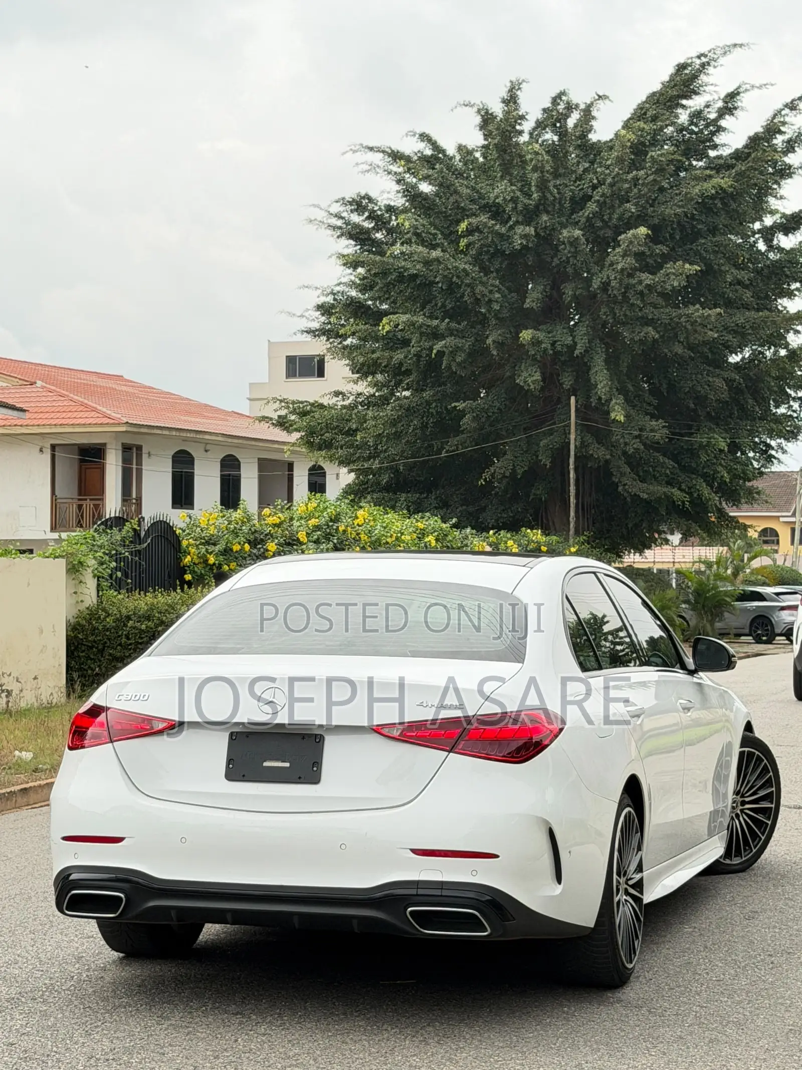 Mercedes-Benz C300 2022 White
