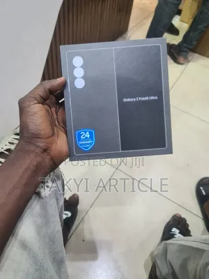 New Samsung Galaxy Z Fold8 Ultra 256 GB Black