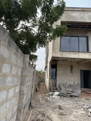 5bdrm House in East Legon for sale