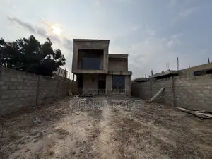 5bdrm House in East Legon for sale