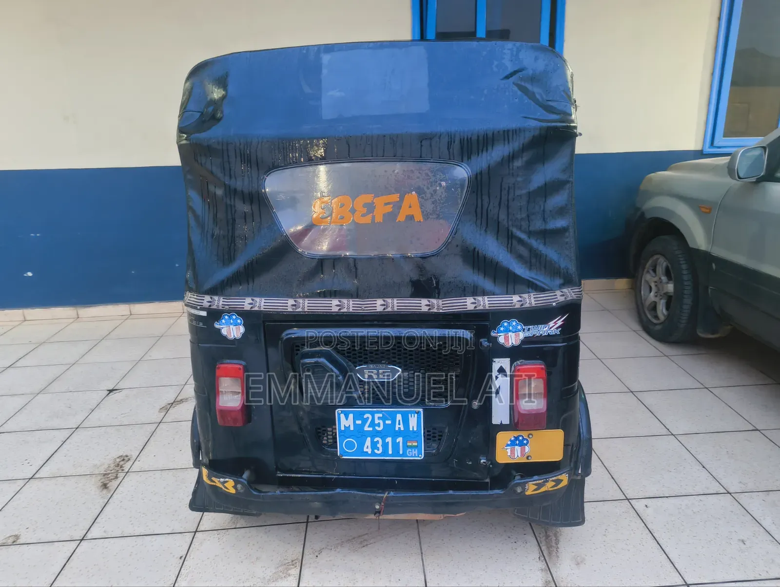 Bajaj RE 2025 Black