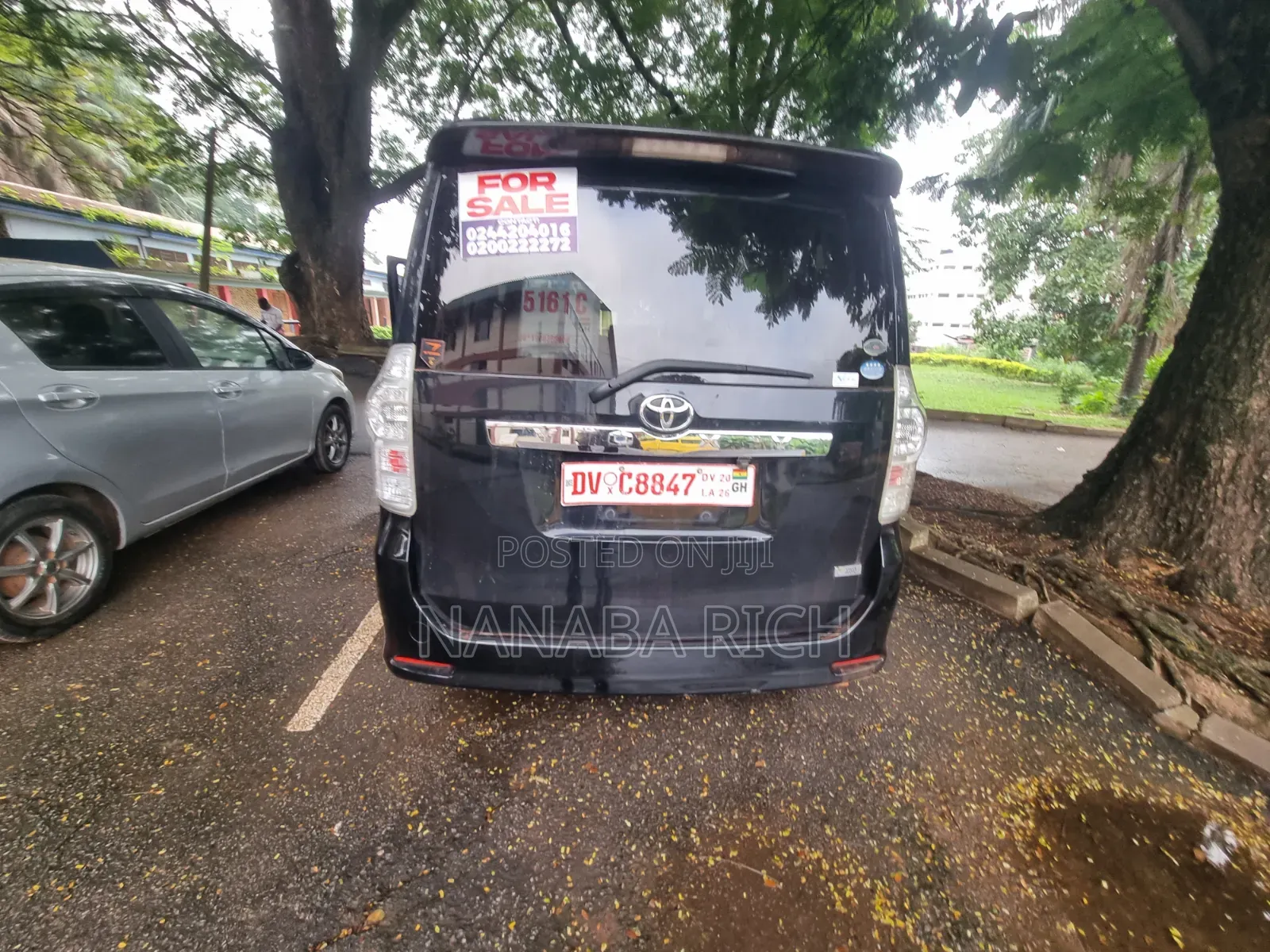 Toyota Voxy 2011 Matt Black