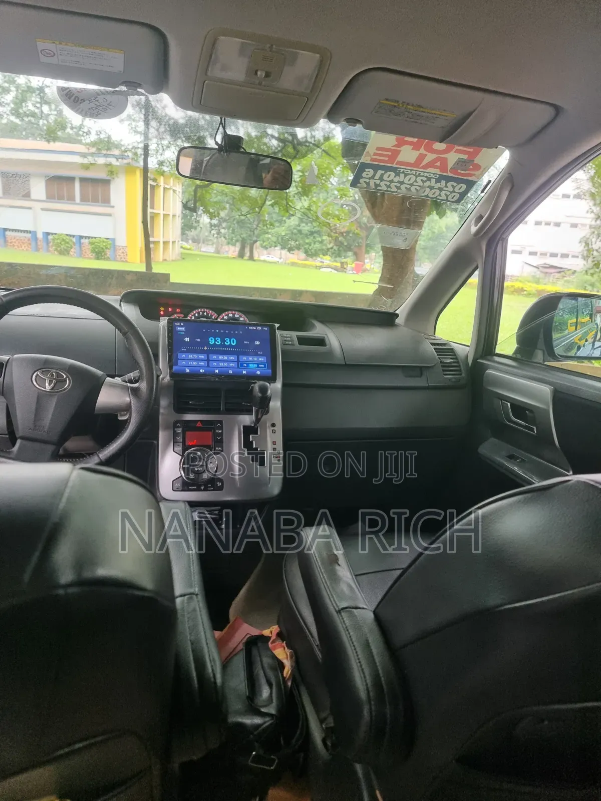 Toyota Voxy 2011 Matt Black