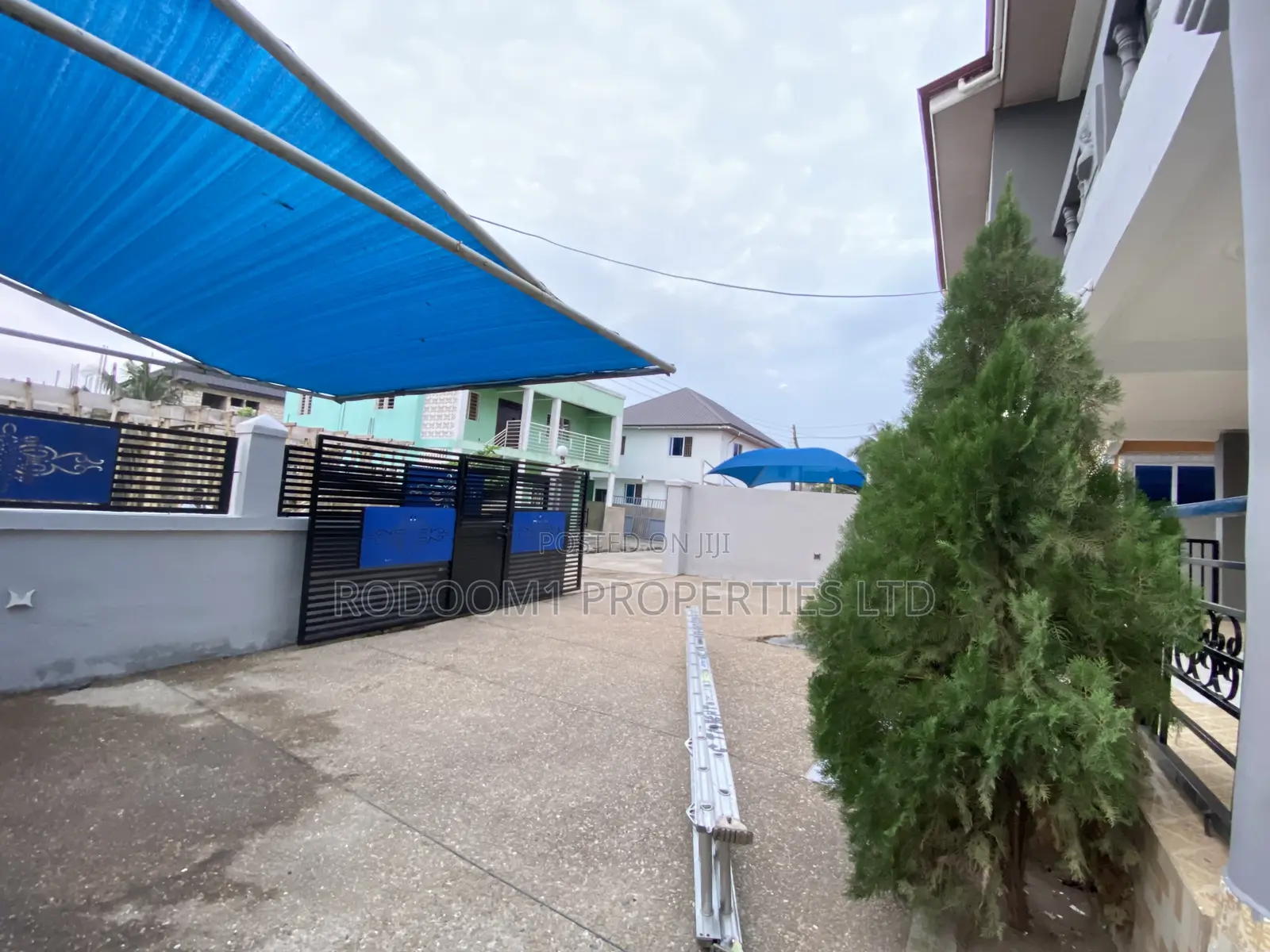 5bdrm House in Amasaman Stadium for rent