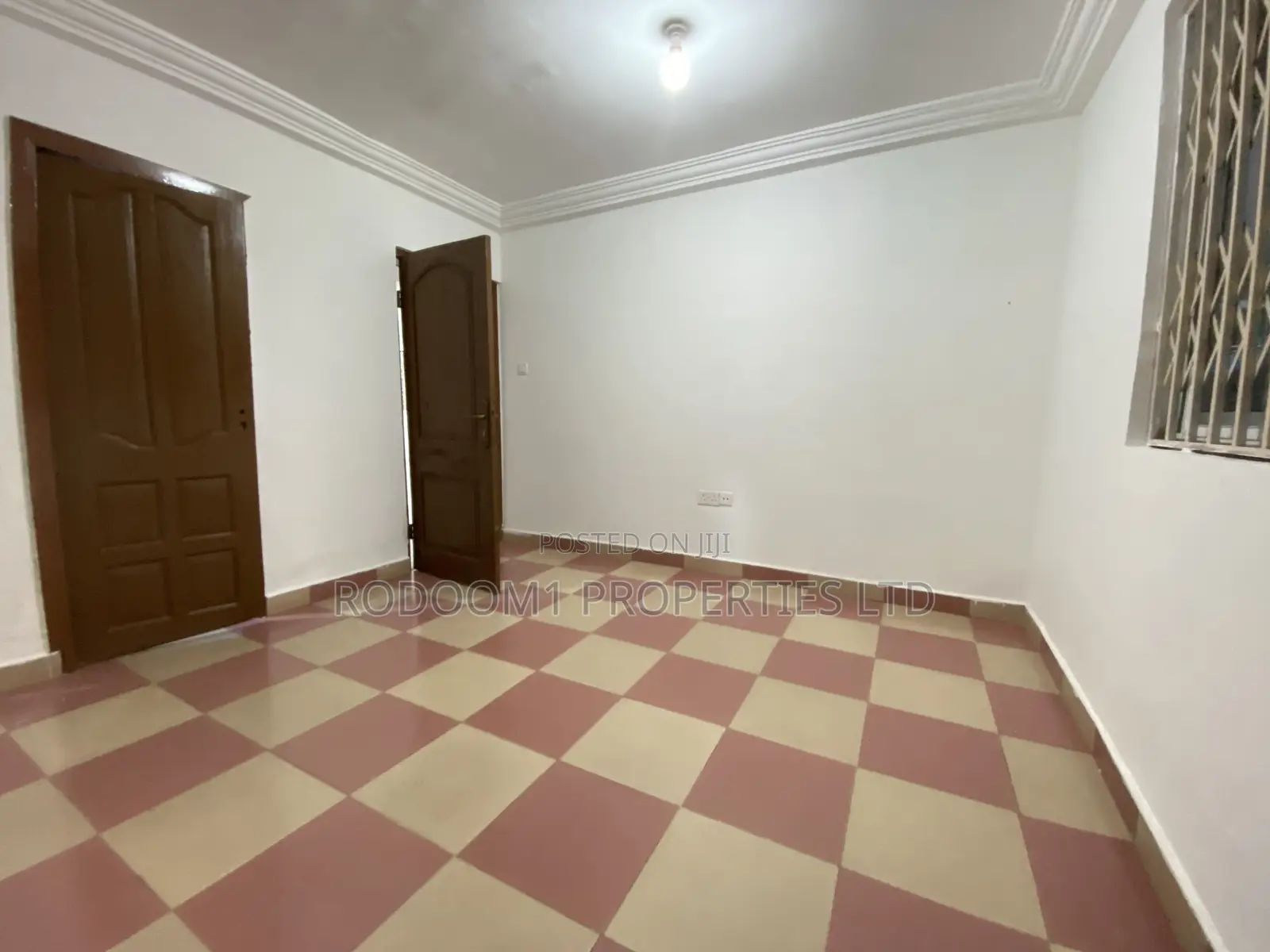 5bdrm House in Amasaman Stadium for rent