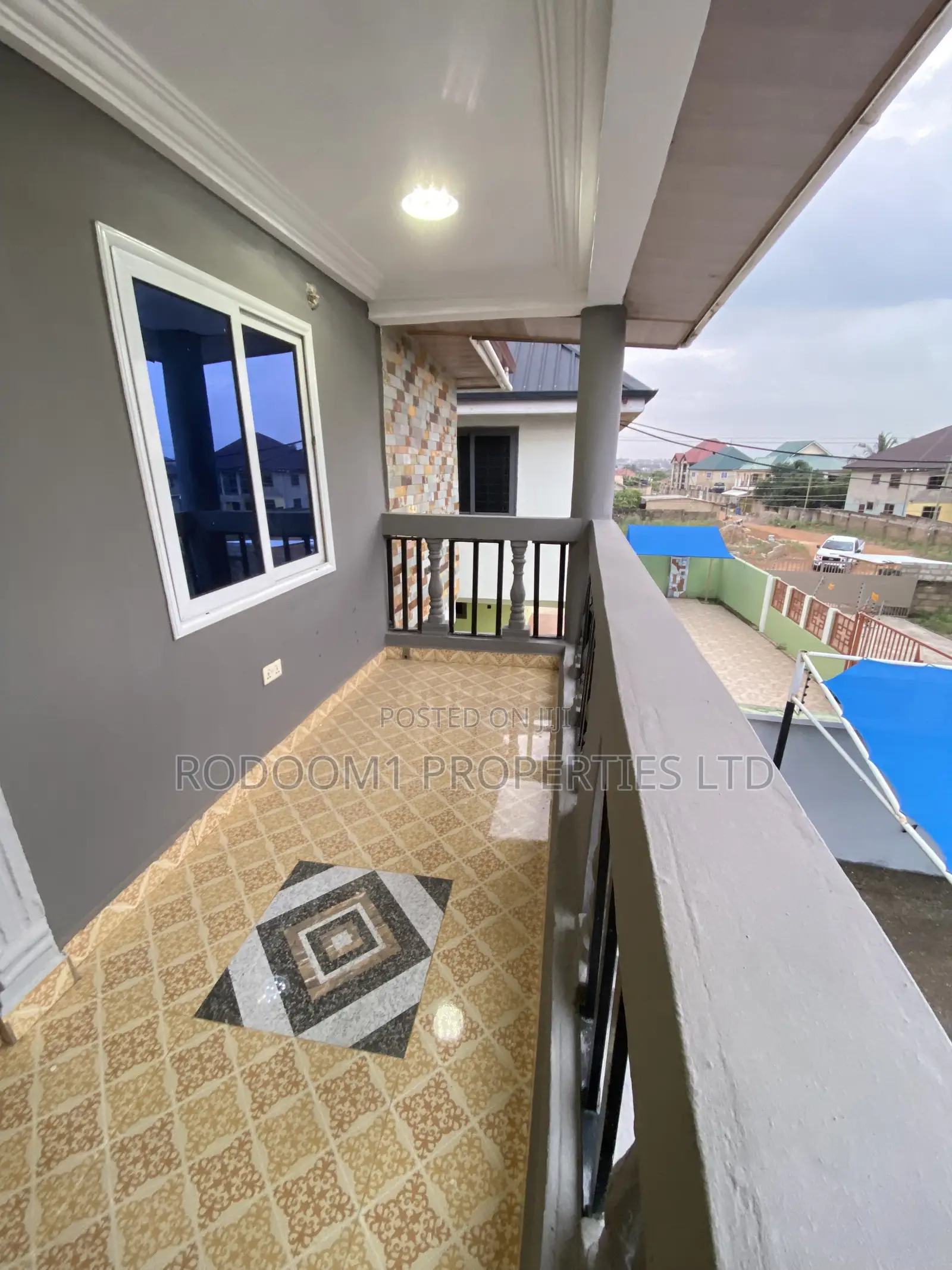 5bdrm House in Amasaman Stadium for rent