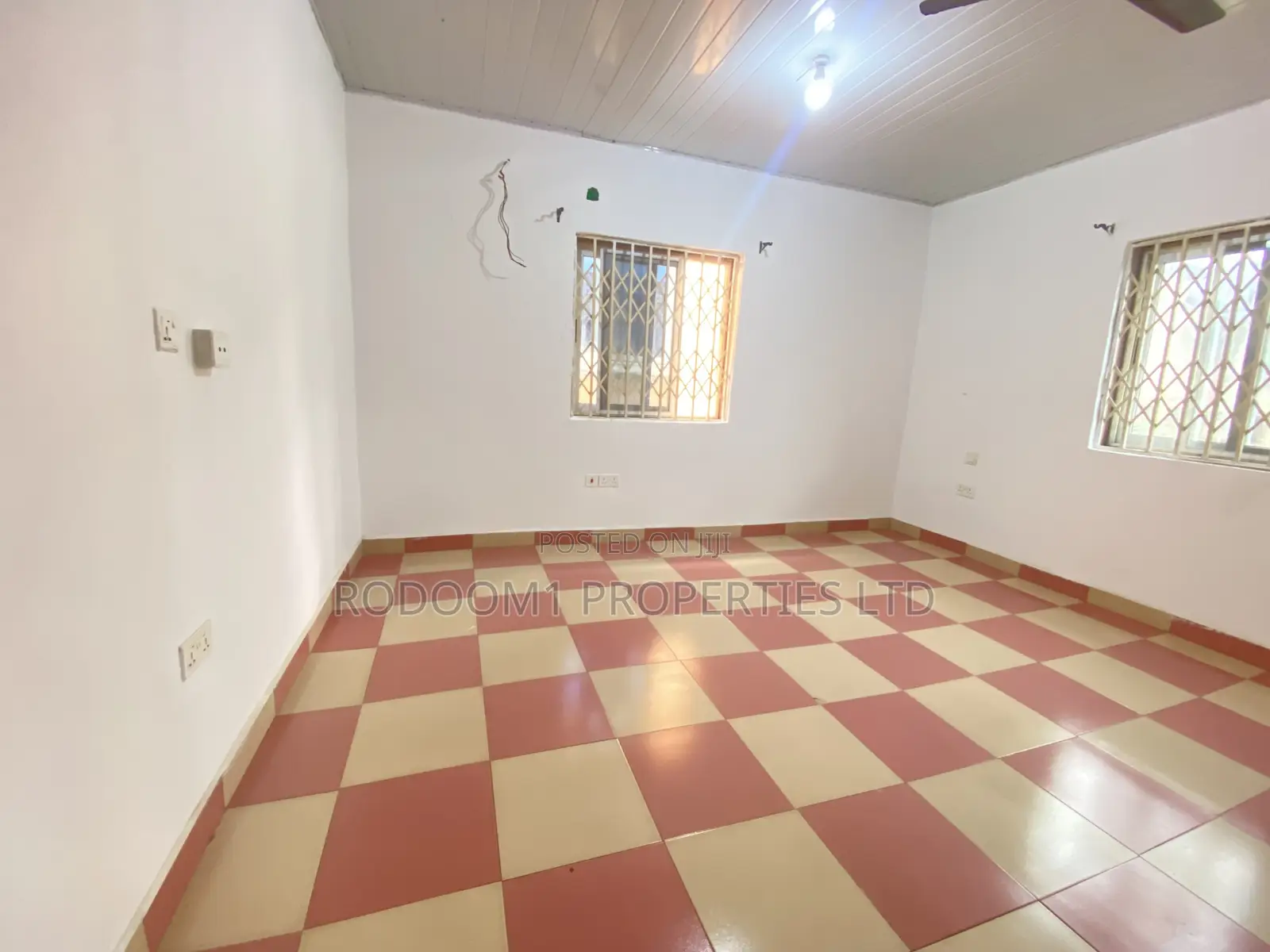 5bdrm House in Amasaman Stadium for rent
