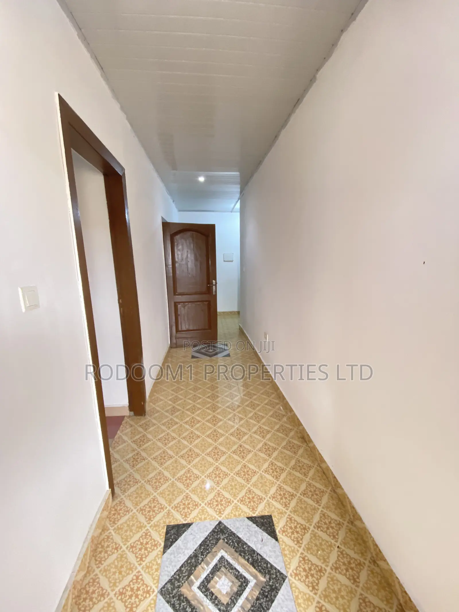 5bdrm House in Amasaman Stadium for rent