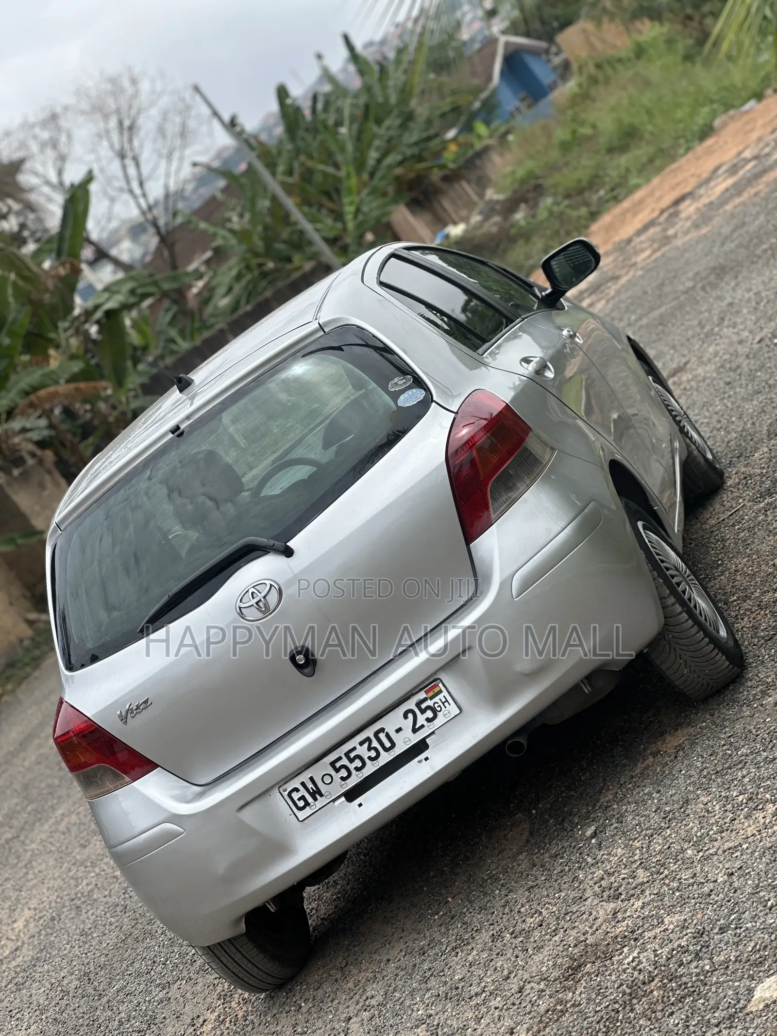 Toyota Vitz 1.3 FWD 5dr 2010 Silver