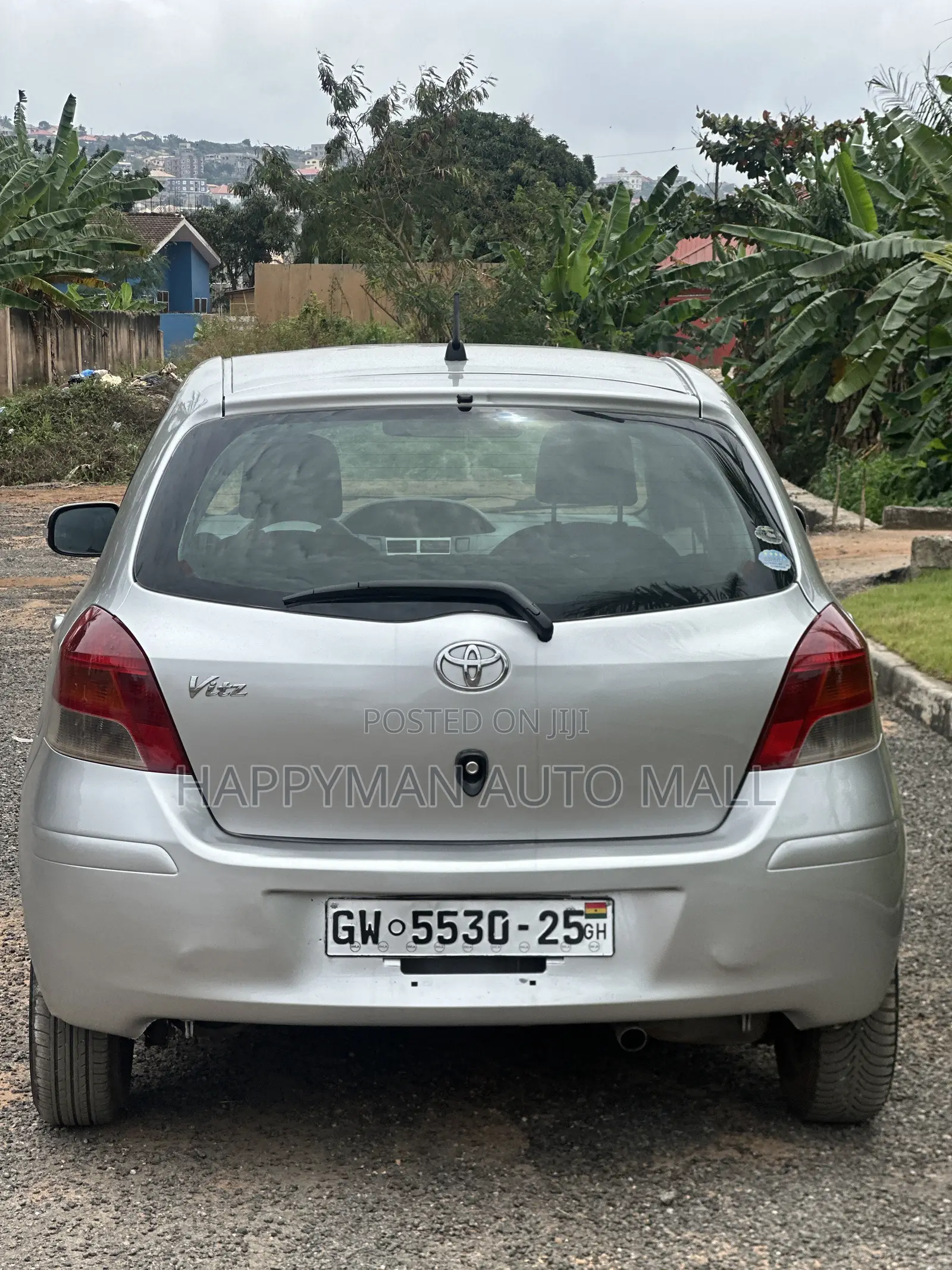 Toyota Vitz 1.3 FWD 5dr 2010 Silver