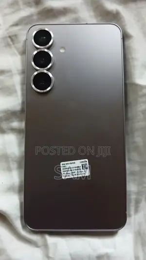 Samsung Galaxy S25 128 GB Silver