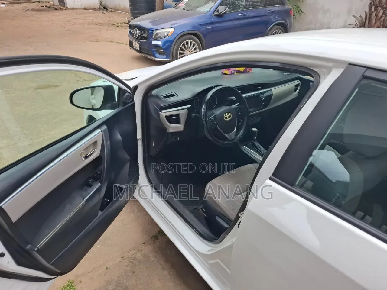Toyota Corolla 2014 White