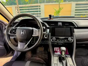 Honda Civic EX Sedan 2018 Gray