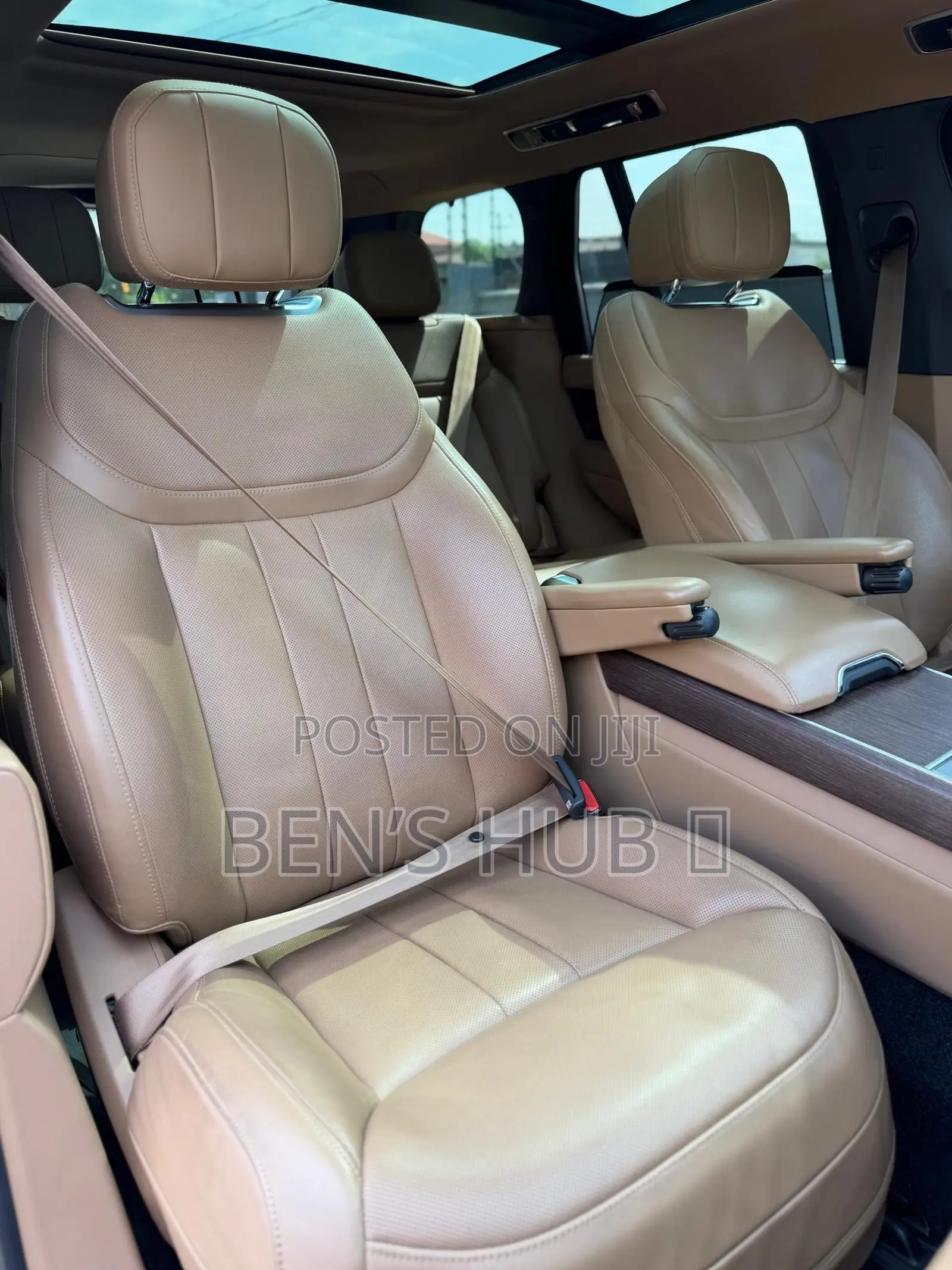 Land Rover Range Rover Evoque R-Dynamic HST 2023 Blue
