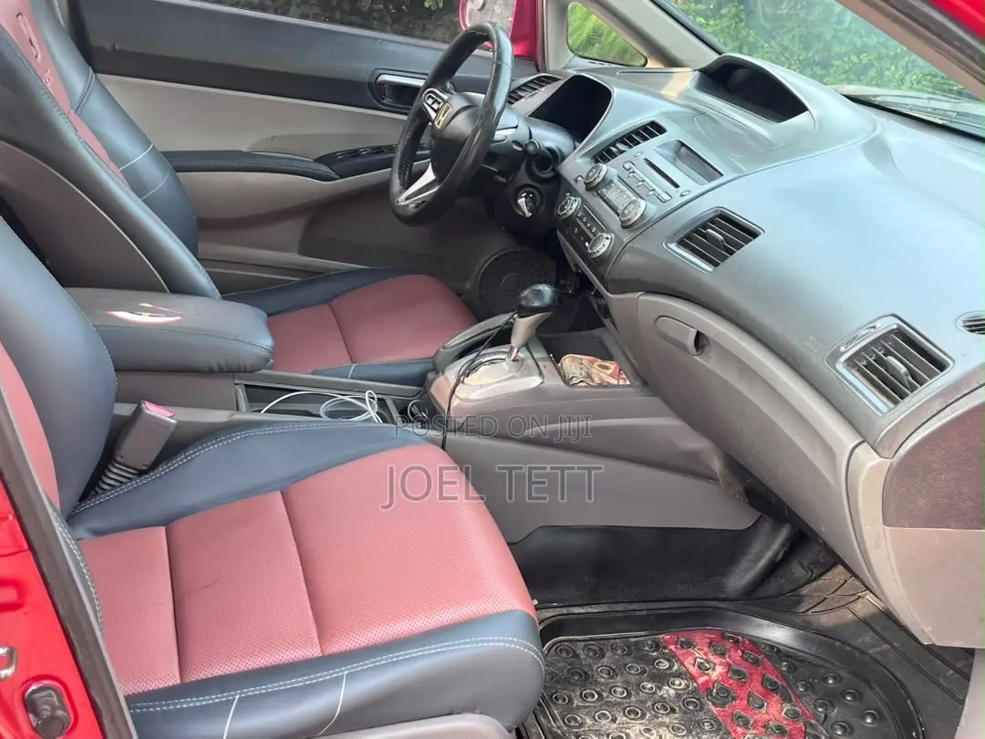 Honda Civic 2010 Red
