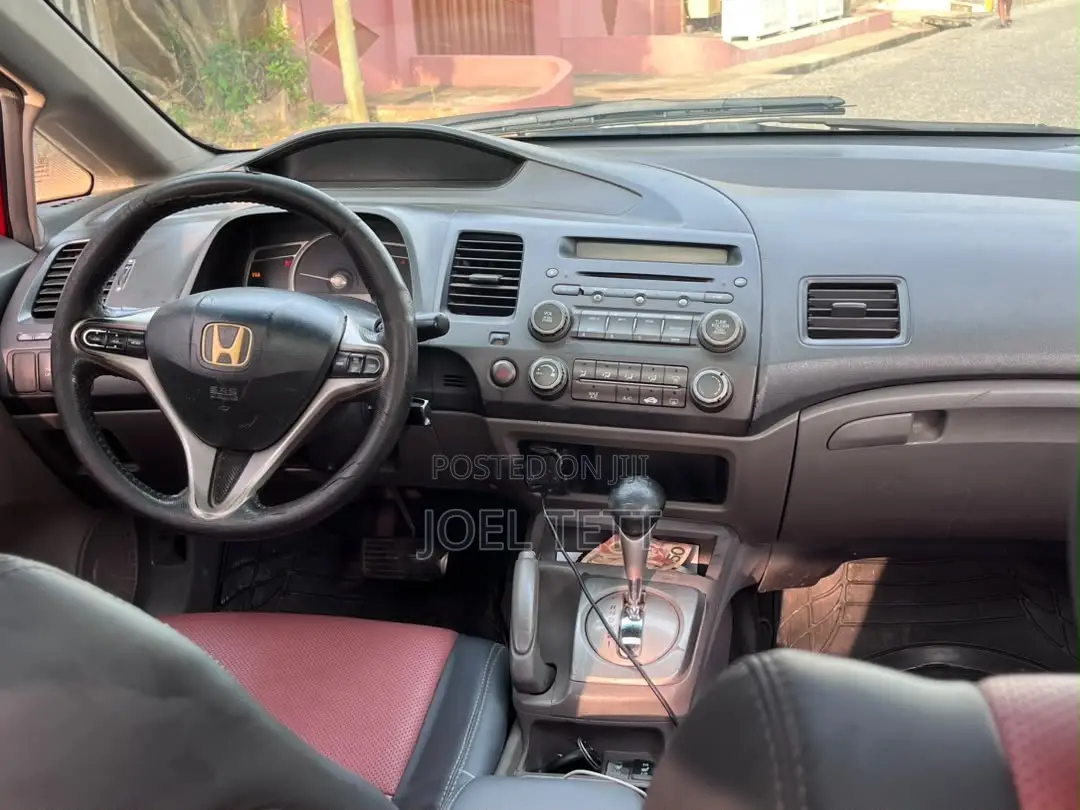 Honda Civic 2010 Red