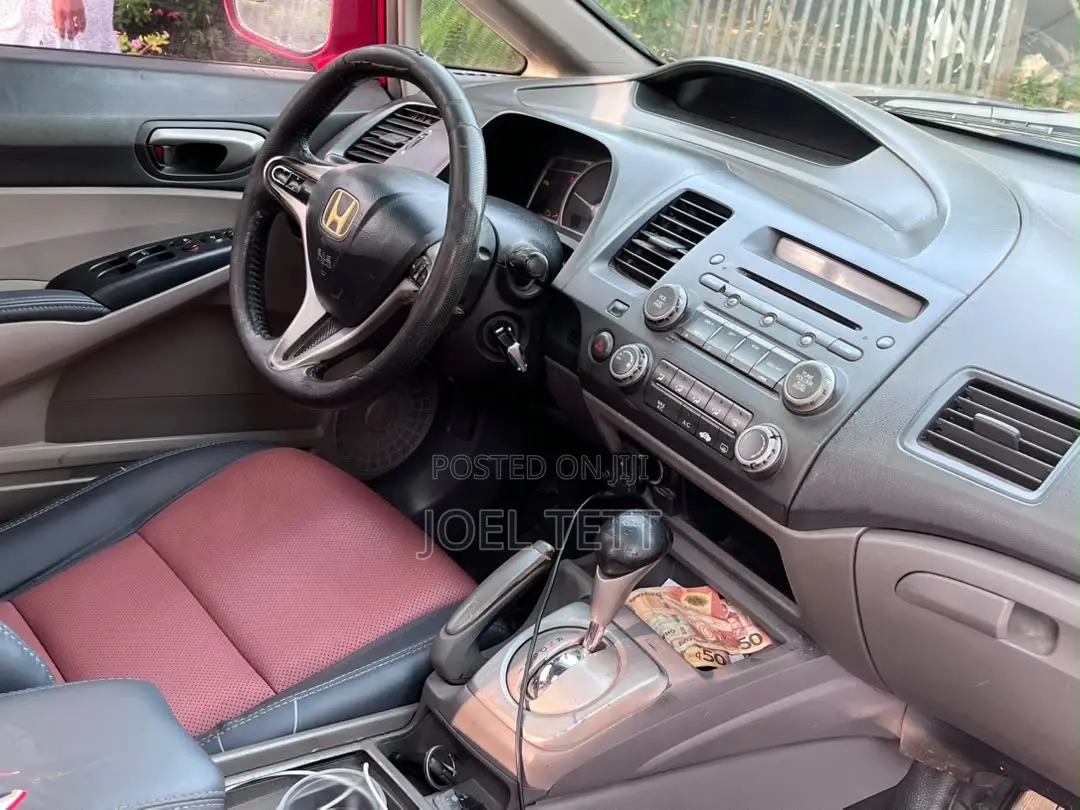 Honda Civic 2010 Red