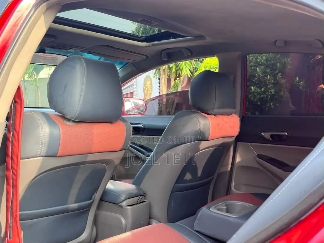 Honda Civic 2010 Red