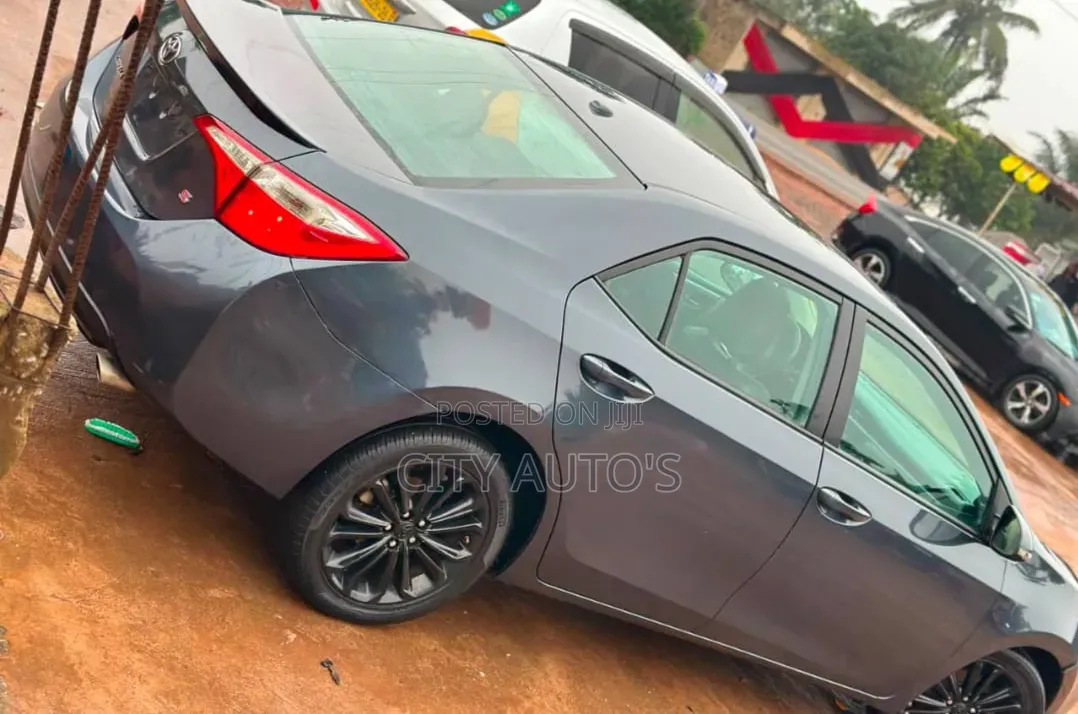 Toyota Corolla 2014 Gray