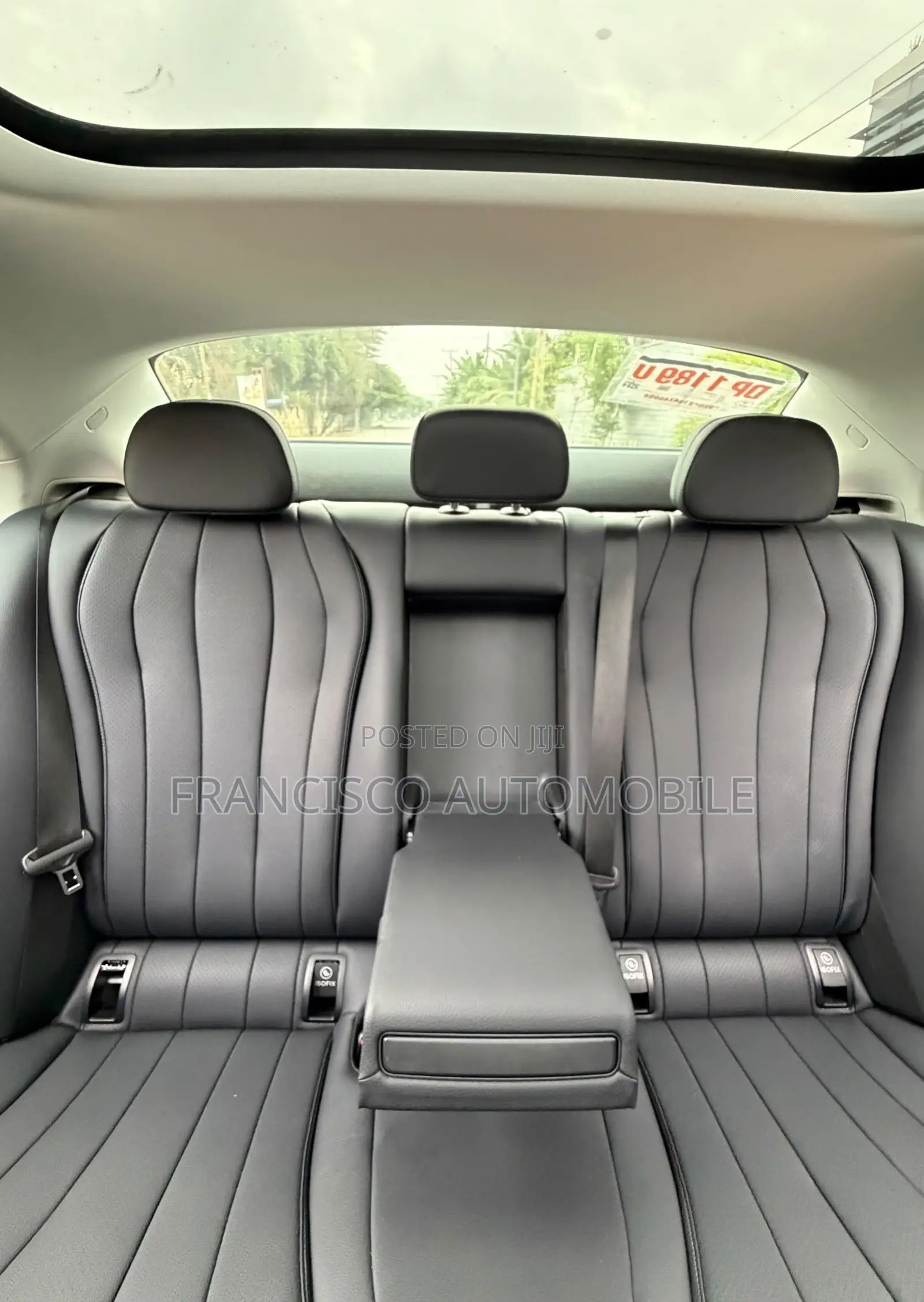 Mercedes-Benz E350 2025 White