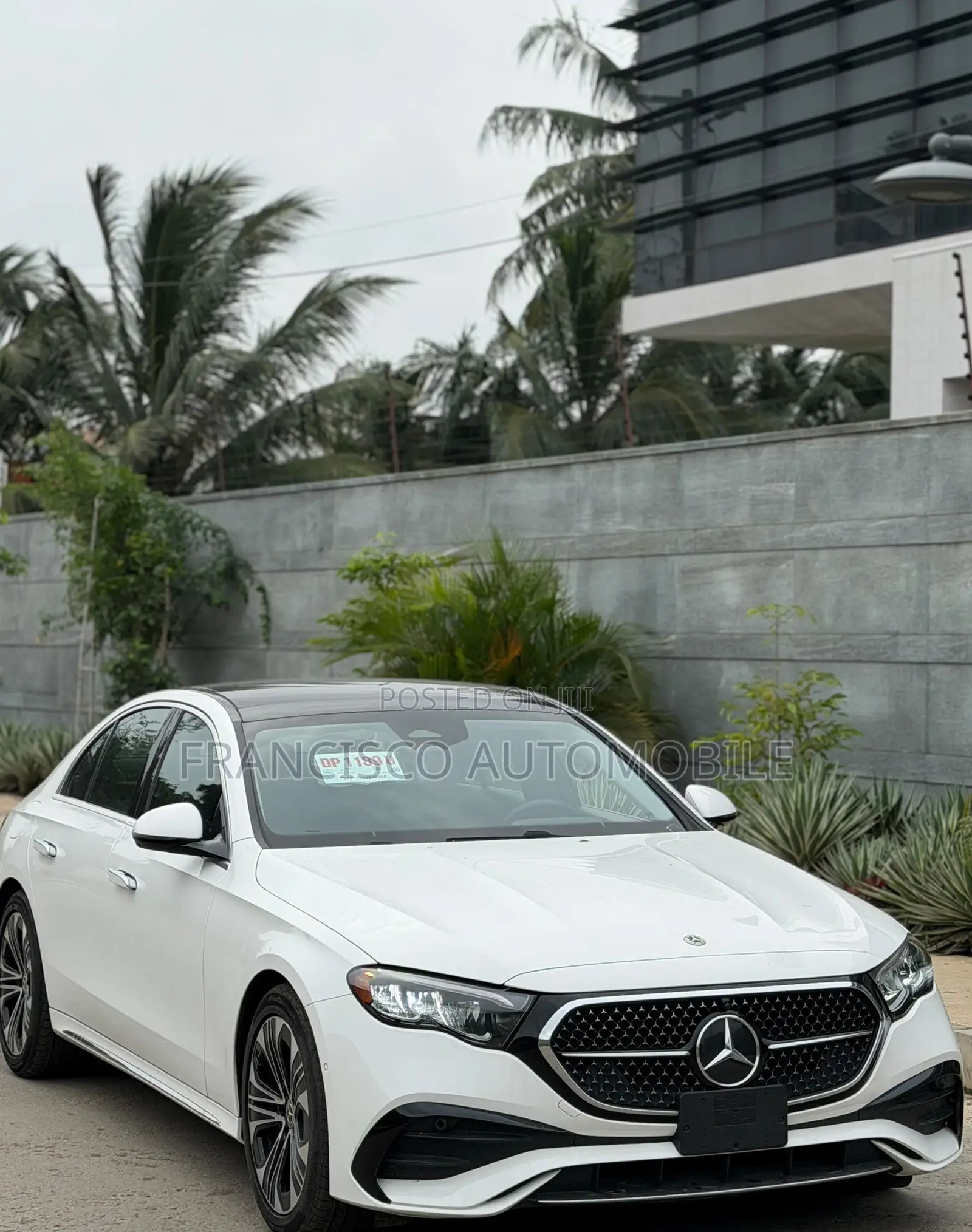 Mercedes-Benz E350 2025 White