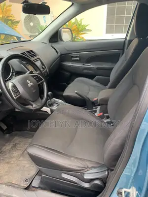 Mitsubishi RVR 2014 Blue