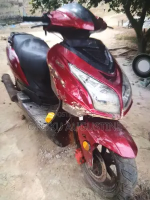 Motorcycle 2023 Red