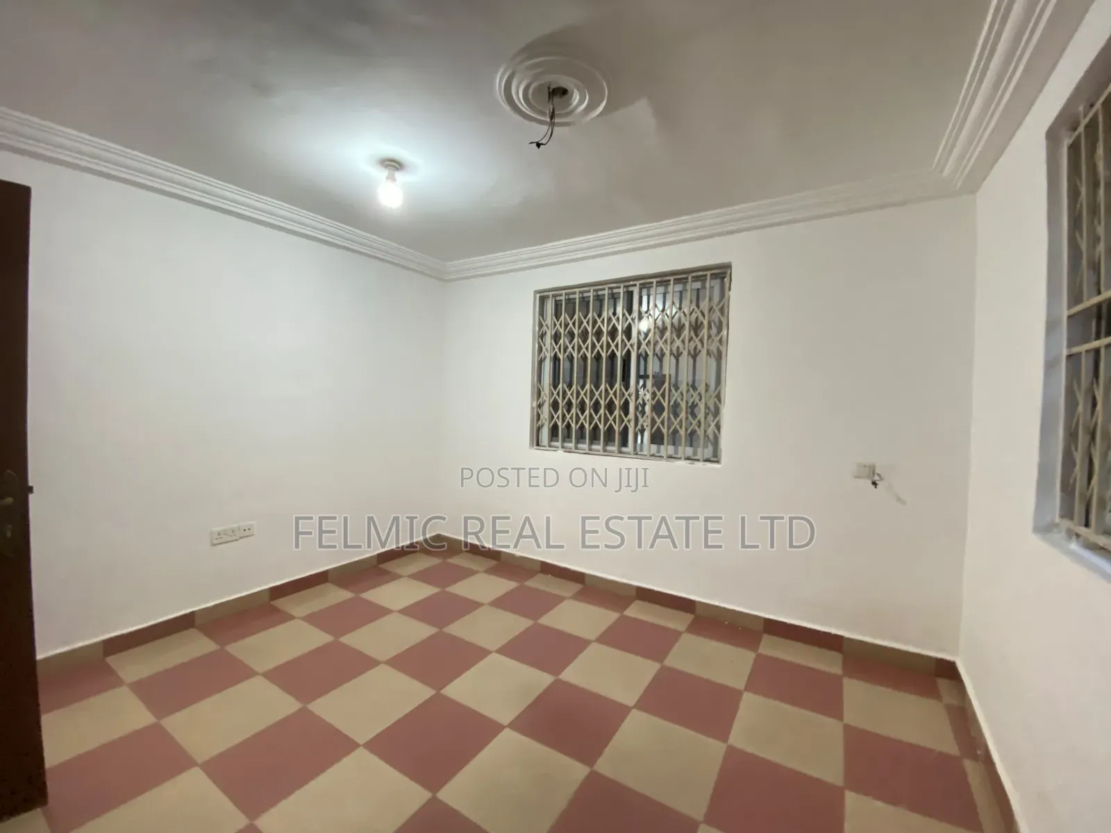 5bdrm Duplex in Felmic Real Estate, Amasaman for rent