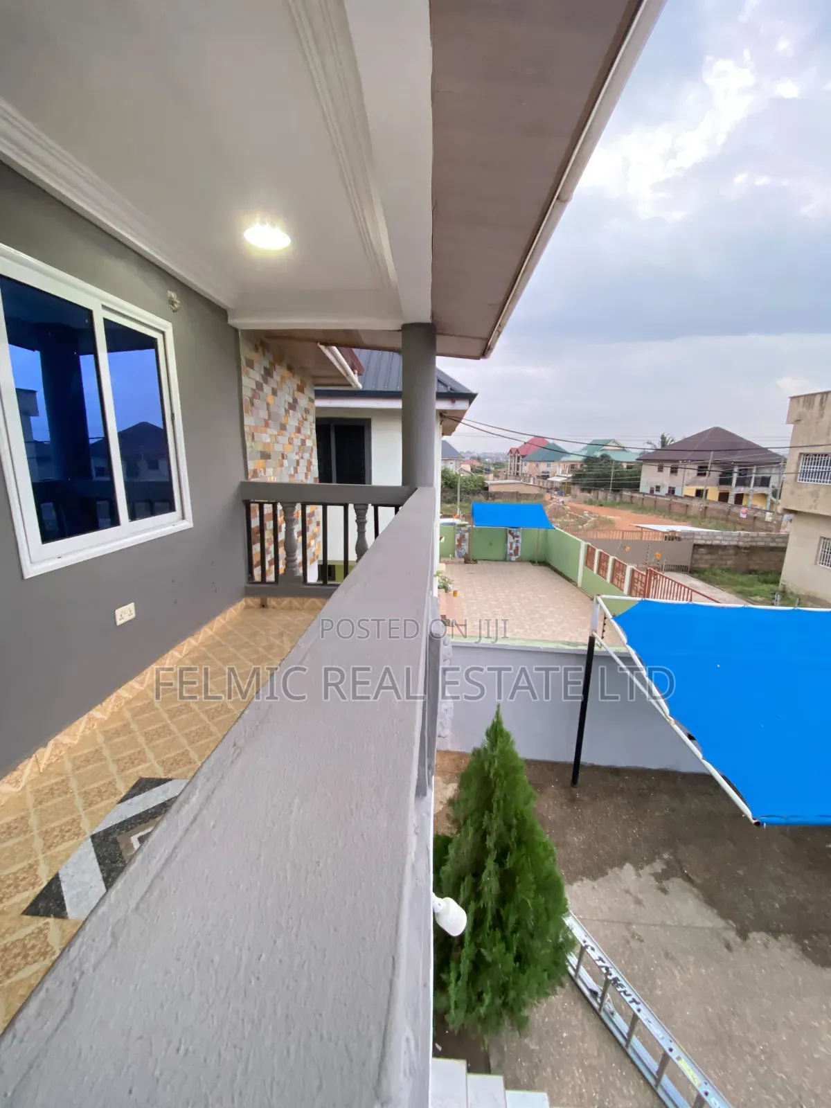 5bdrm Duplex in Felmic Real Estate, Amasaman for rent