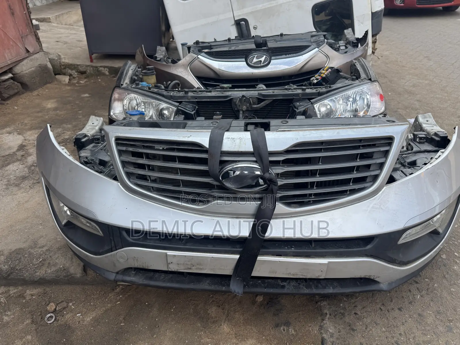 Kia Sportage 2012,2013,2014 Front Cut and Doors